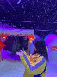 -圣名游乐城冰雪大世界