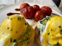 奶油菠菜火腿肉班尼迪克蛋-The Rug Cafe(王府中环店)