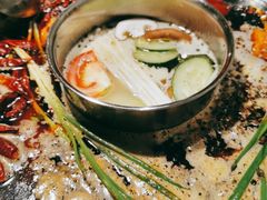 -周幺妹重庆老火锅(银泰城总店)