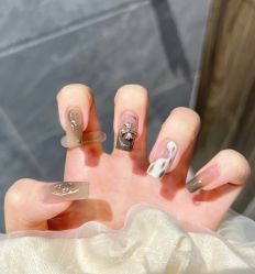 -兔猫ToMoreNails美甲美睫