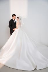 -雪中彩影婚纱摄影·微光艺术中心