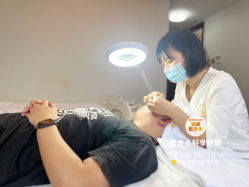 -康美贞·痘肌养护管理中心
