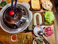 -猫爷的腔调·黔小馆(交大医学住宅区店)