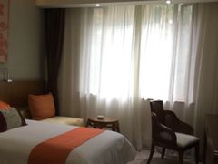 -九华山聚龙大酒店