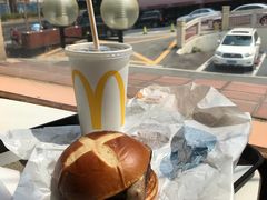 -麦当劳(东方时代广场分店)