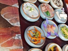 -桥香园过桥米线(国贸店)