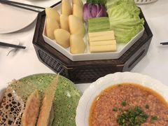 -品海楼·大连海胆锅贴馆(东港店)