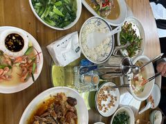 -芦茨金富饭庄·25年老字号·专做稻草鸡