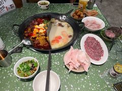 -五里关火锅(上海鑫耀·光环Live店)