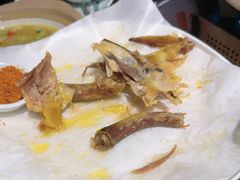 -头上红煨盐鸡·非遗院子餐厅
