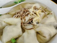 -笑来喜馄饨小笼工坊(通扬路店)