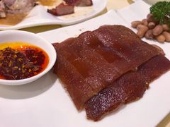 烤乳猪-镛记酒家