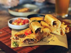 -HIGH FIVE哈福手工汉堡(桂林路店)