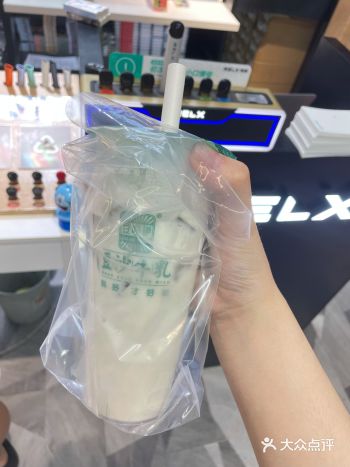 「桂林胡同美食街」离得不远晚上就溜达去了，这个绿豆牛