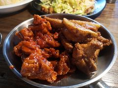 辣子鸡拼酱油鸡-MI WU FACTORY米屋美食工厂餐厅(绿地店)