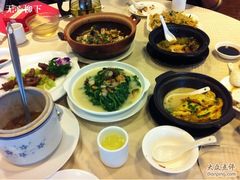 -围龙屋客家食府(福田店)