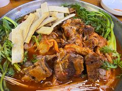 -喇喇排骨火锅·传统韩式脊骨汤(望京西园总店)