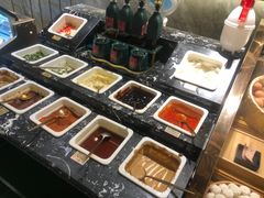 自助调料区-一绪に寿喜烧自助(世茂广场店)