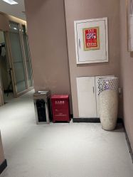 -斐研美医疗美容·眼周抗衰中心