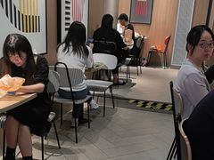 -麦当劳(CP静安店)