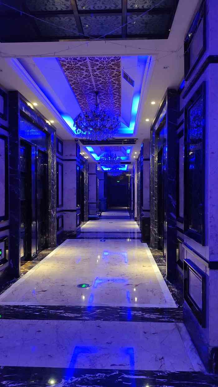 绿芒果量贩ktv(港澳广场店)