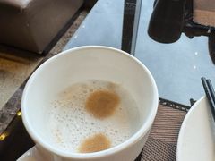 -大中华希尔顿酒店-念自助餐·嗨啤·小龙虾