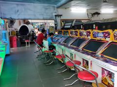 -顺德大良半月城游乐场