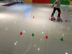 -阿布溜溜(同曦假日百货店)