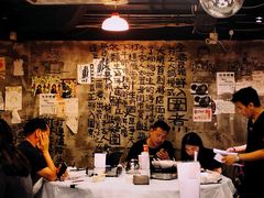 大堂-鲜入围煮花胶鸡海鲜火锅