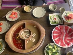 -滇釜火锅·能喝汤的火锅(车公庄店)