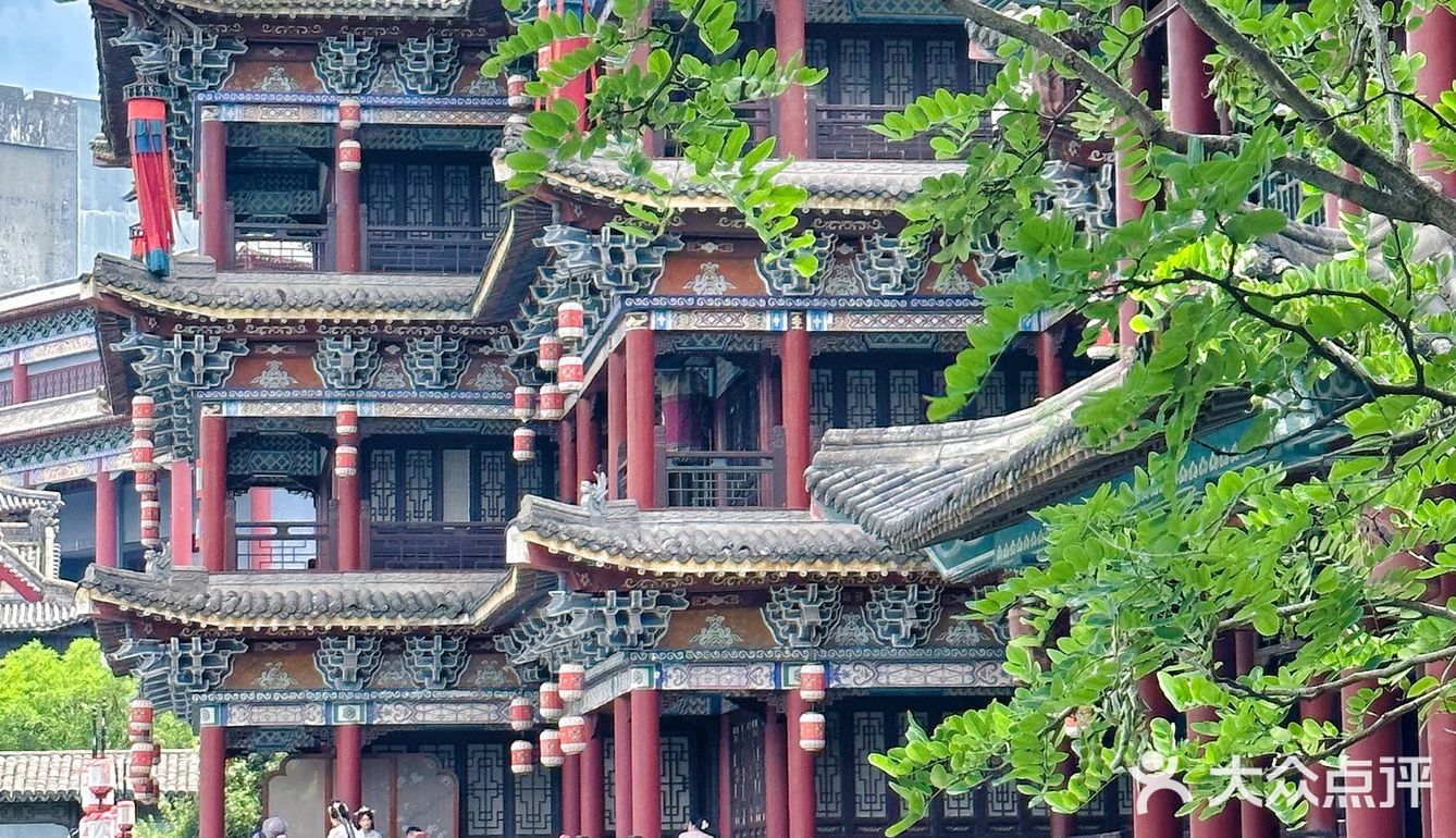 追星女孩超爱的横店味道，来横店旅游不要走错啦