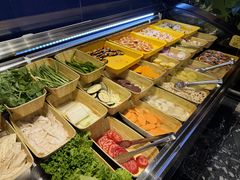 -爱客得牛排海鲜烤肉·火锅自助(春熙路黑金好店)
