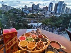 -包整·丝娃娃(甲秀楼景观店)