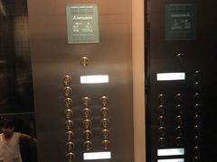 -上海宝华万豪酒店