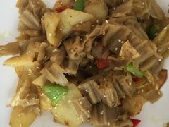 -天天向上素食餐厅(五台山店)