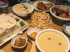 -95号酱骨·一块豆腐(展春园西路店)