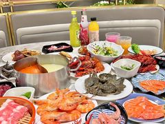 -金马门国际美食百汇(珞喻路店)