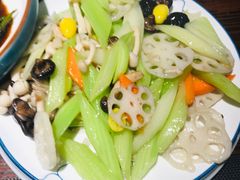-七菜馆·东北菜·蒸饺(文体路店)
