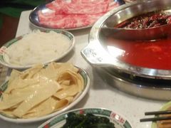 艳红酸辣三拼锅-陈艳红火锅菜·冒菜(簋街店)