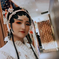 -盘子女人坊生日照·摄影馆(浦东店)