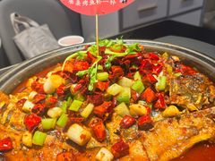 -辣尚瘾·烤鱼·新川菜(牡丹园直营店)