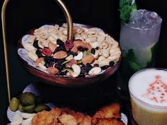 -TZ House音乐现场(来福士中心店)