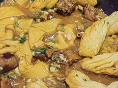 -九妹农家大铁锅东北菜(江湾店)