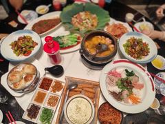-福照楼汽锅鸡·云南菜(火车站锦江店)