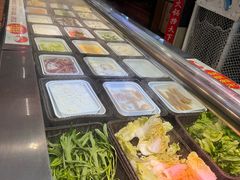 -尚品海鲜肥牛自助火锅(湖明店)
