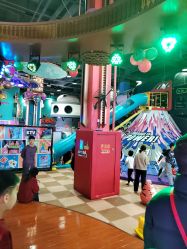 -欧酷世界动力星球(王府井奥莱UP TOWN店)
