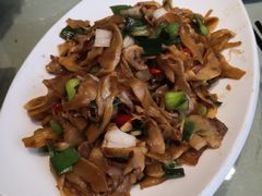 -刘胖子家常菜·蹄花焖藕(兴业店)