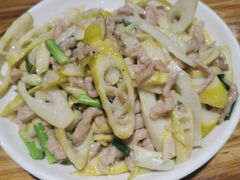 -瓦罐煨汤·特色家常菜(南城店)