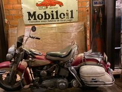 -席娜卡琳火车铁道夜市