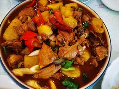 -汗腾格里·风味餐厅(新疆驻京办店)